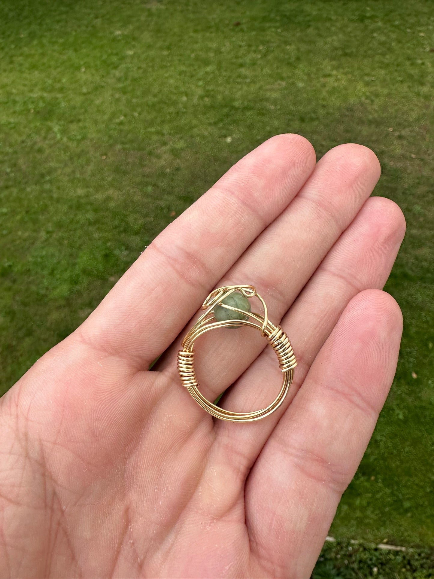 Gold Serpentine Wire Wrapped Ring Size 10