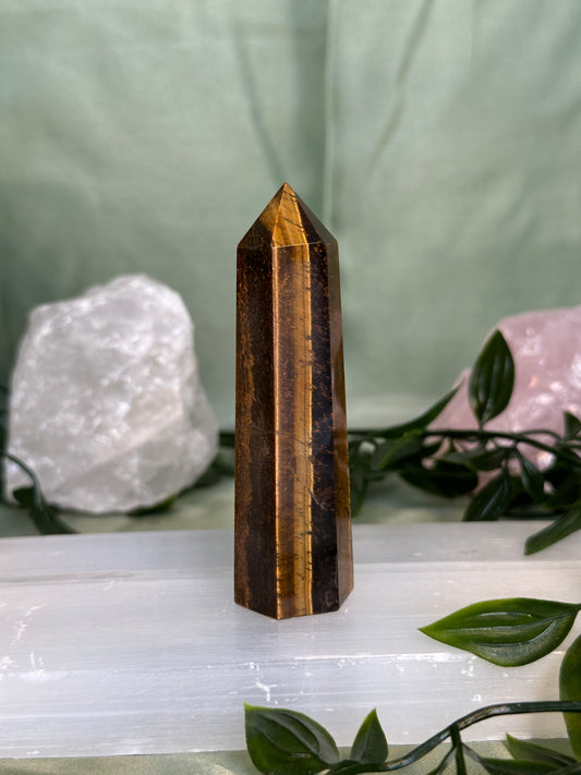 Tigers Eye Tower "22"